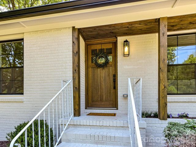 6711 Raven Place, Charlotte, NC 28210