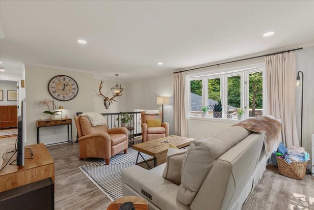 4057 ST FRANCIS PARK DRIVE, Suamico, WI 54313