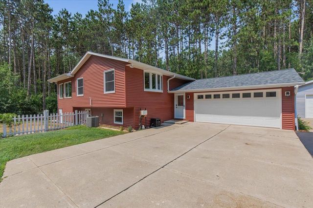 4057 ST FRANCIS PARK DRIVE, Suamico, WI 54313