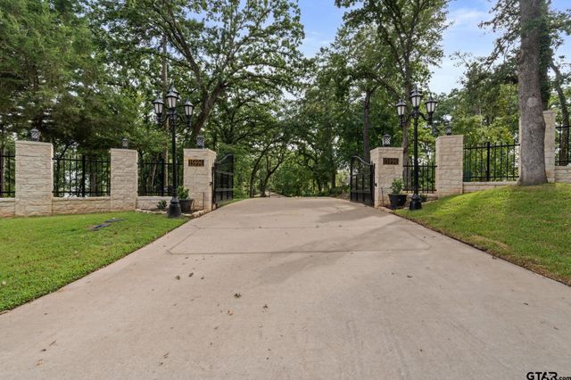 15996 Eastside Rd, Tyler, TX 75707