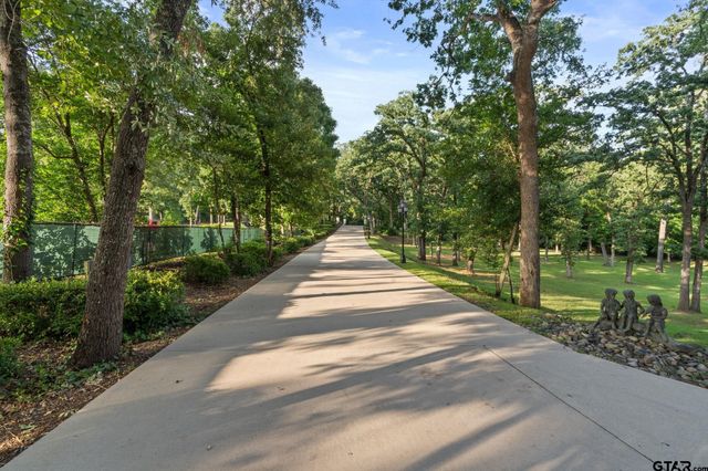 15996 Eastside Rd, Tyler, TX 75707