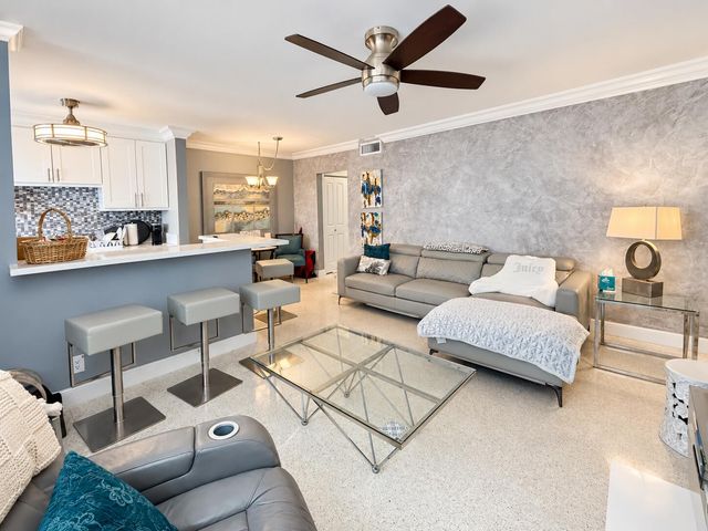 4541 N Ocean Dr Apt 9, Lauderdale By The Sea, FL 33308