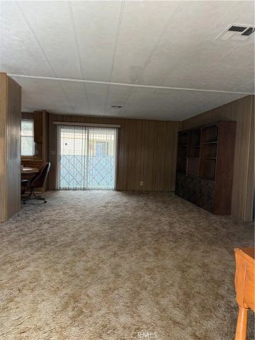 944 S Elk, Hemet, CA 92543