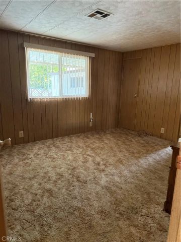 944 S Elk, Hemet, CA 92543