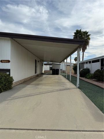 944 S Elk, Hemet, CA 92543