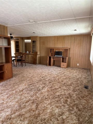 944 S Elk, Hemet, CA 92543