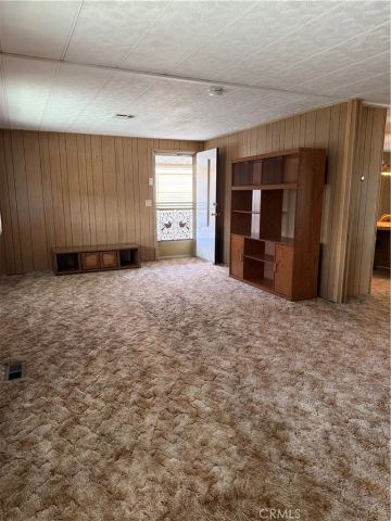 944 S Elk, Hemet, CA 92543