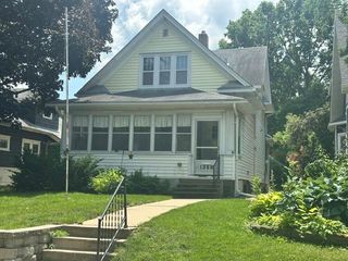 1356 Ashland Avenue, Saint Paul, MN 55104