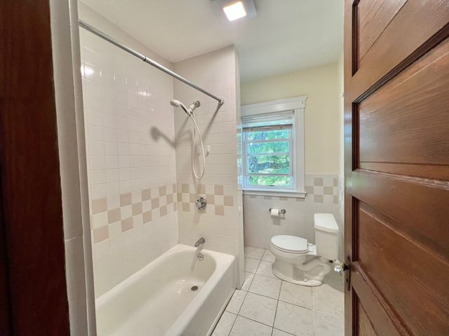 38-40 Florence Street 2, Winchester, MA 01890