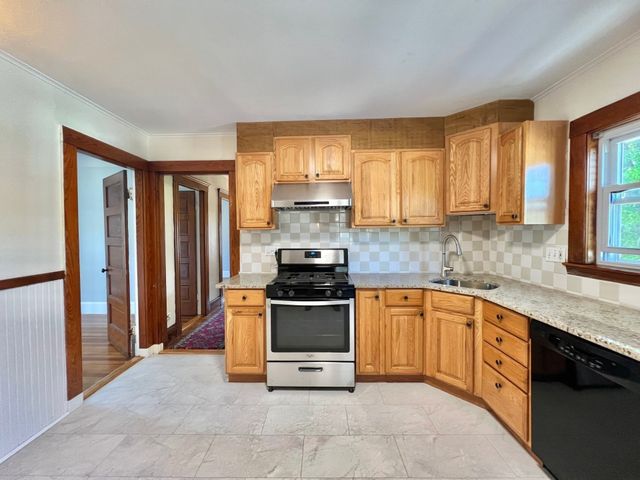 38-40 Florence Street 2, Winchester, MA 01890