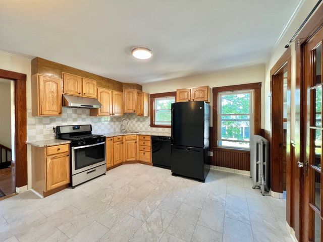 38-40 Florence Street 2, Winchester, MA 01890