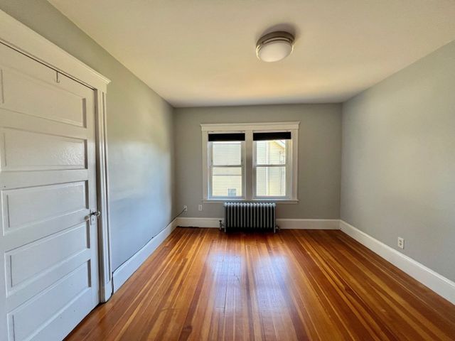 38-40 Florence Street 2, Winchester, MA 01890