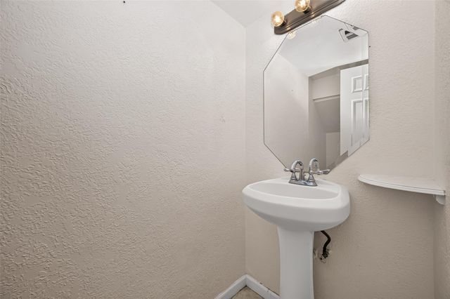 14030 Cashel Forest Drive A, Houston, TX 77069