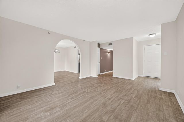 14030 Cashel Forest Drive A, Houston, TX 77069