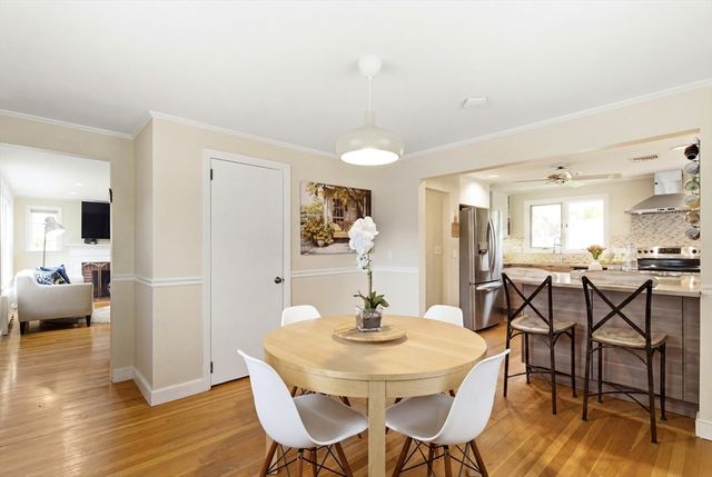 6 Donald St, Lexington, MA 02420