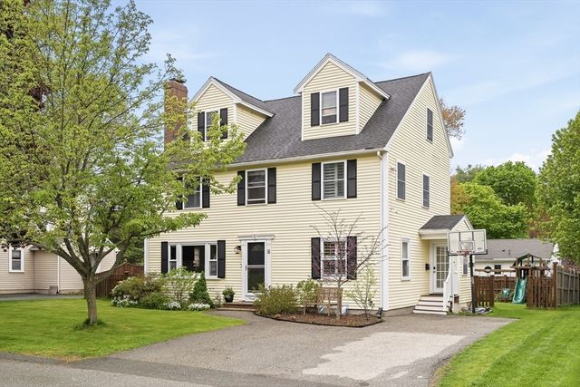 6 Donald St, Lexington, MA 02420