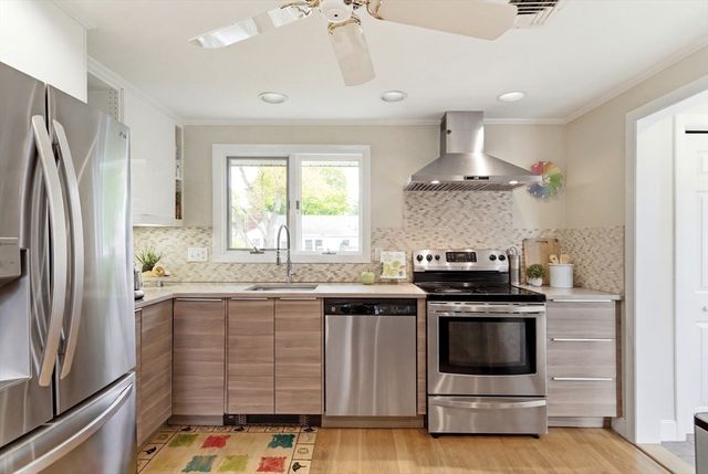 6 Donald St, Lexington, MA 02420