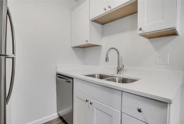 4927 San Jacinto Street 107, Dallas, TX 75206