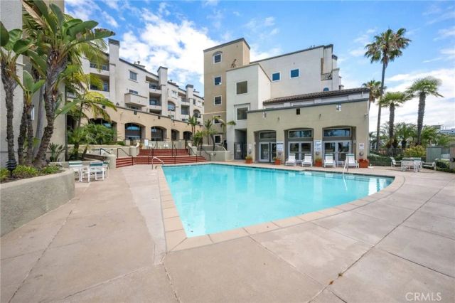 200 Pacific Coast M-9, Huntington Beach, CA 92648