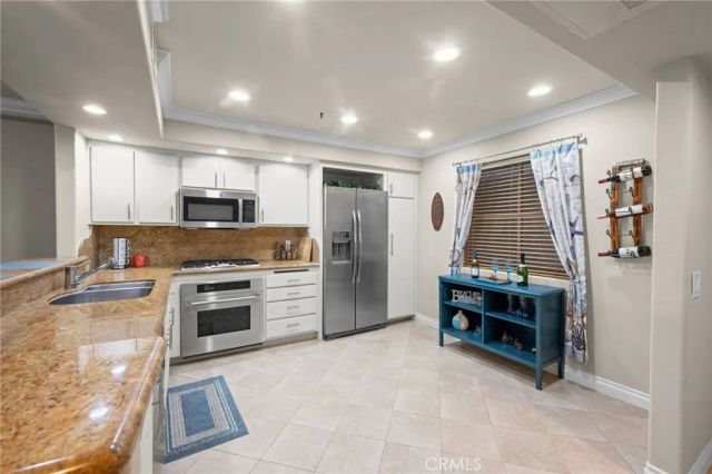 200 Pacific Coast M-9, Huntington Beach, CA 92648