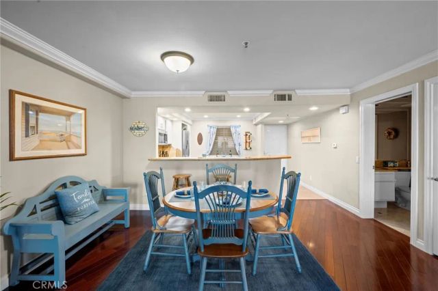 200 Pacific Coast M-9, Huntington Beach, CA 92648