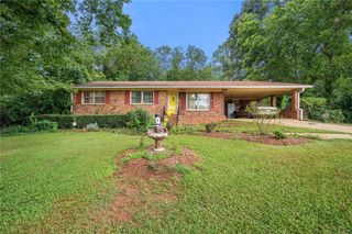 90 North Drive, Hampton, GA 30228
