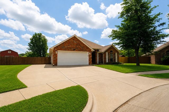 7708 Chandler Court, North Richland Hills, TX 76182