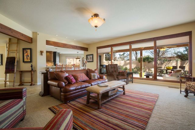 1904 San Rio Court NW, Albuquerque, NM 87107