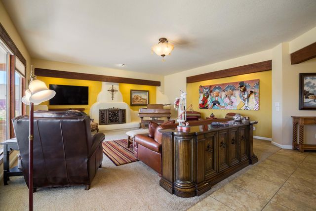 1904 San Rio Court NW, Albuquerque, NM 87107