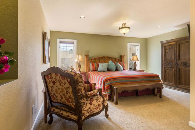 1904 San Rio Court NW, Albuquerque, NM 87107