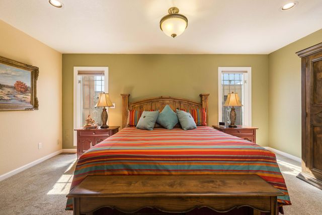 1904 San Rio Court NW, Albuquerque, NM 87107