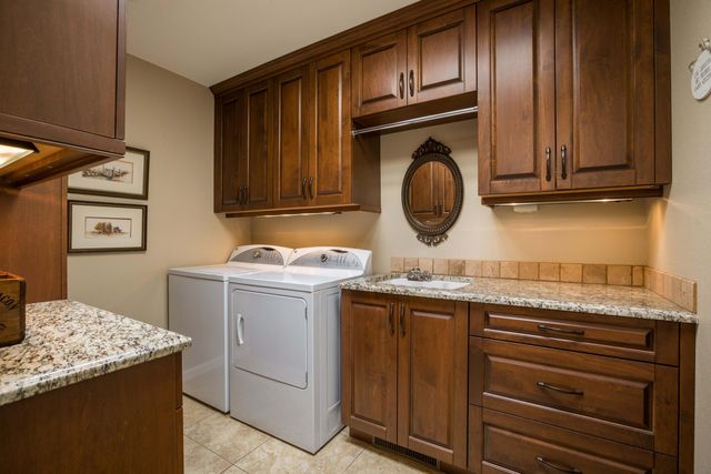 1904 San Rio Court NW, Albuquerque, NM 87107