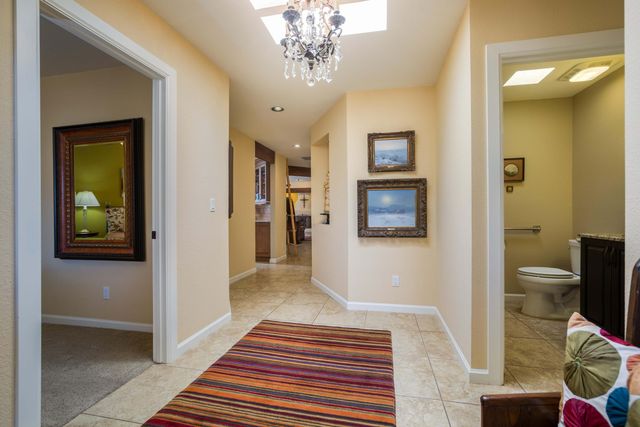 1904 San Rio Court NW, Albuquerque, NM 87107