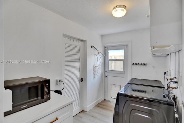332 NW 45th St, Fort Lauderdale, FL 33309