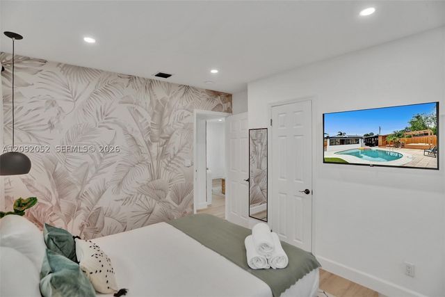 332 NW 45th St, Fort Lauderdale, FL 33309