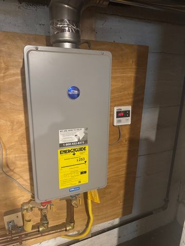 219 S Jackson Street, Clinton, IL 61727