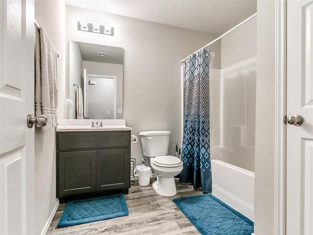 5312 Nicole Drive, Tuttle, OK 73089