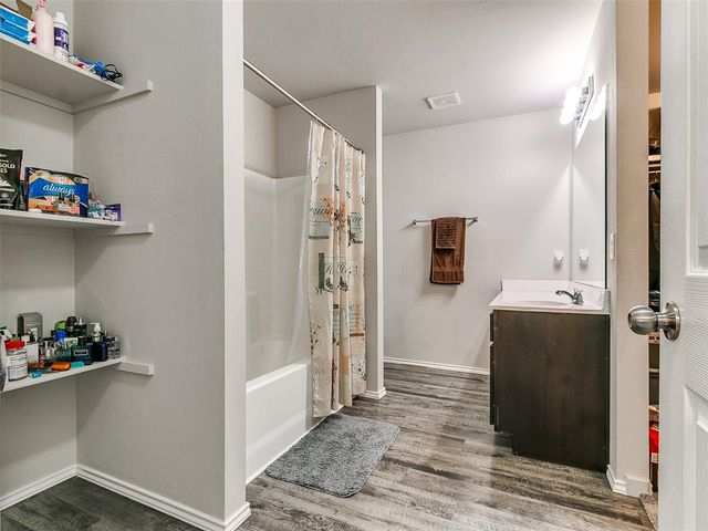 5312 Nicole Drive, Tuttle, OK 73089