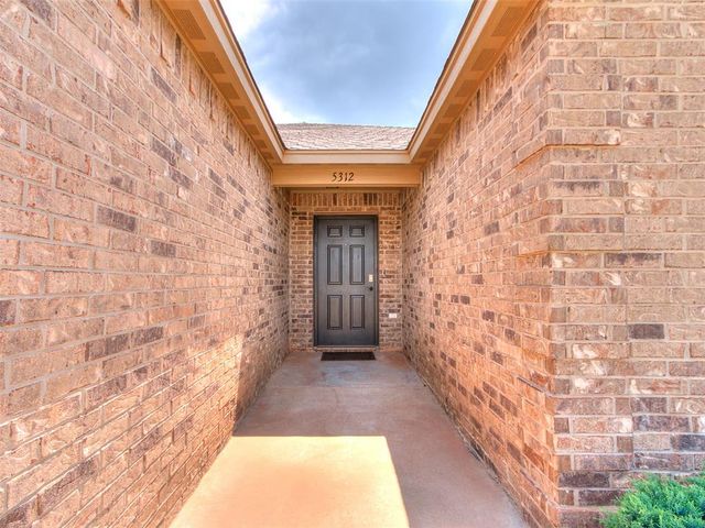 5312 Nicole Drive, Tuttle, OK 73089