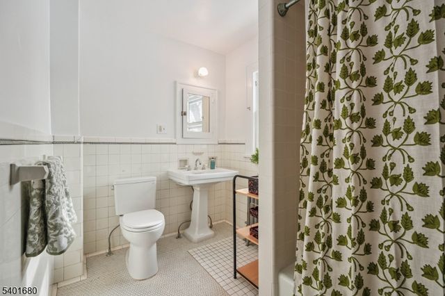 88 Plymouth Ave, Maplewood Twp., NJ 07040