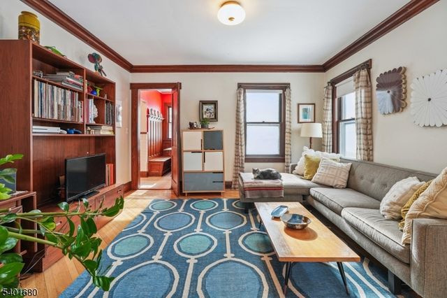 88 Plymouth Ave, Maplewood Twp., NJ 07040