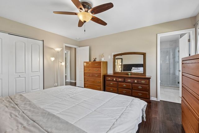 1931 Crossing Court, Naperville, IL 60540