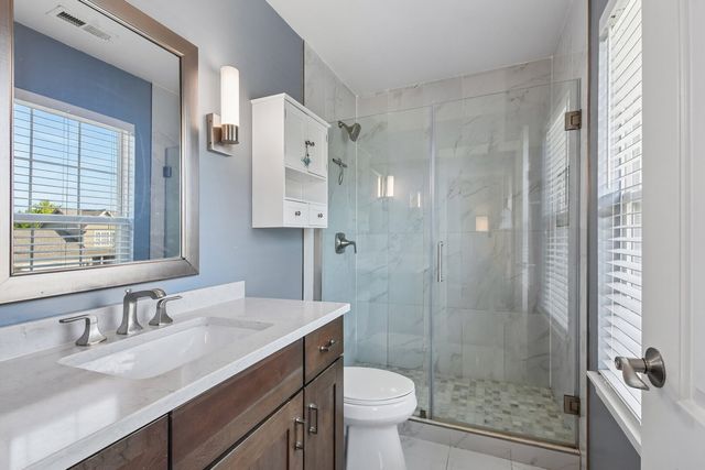 1931 Crossing Court, Naperville, IL 60540