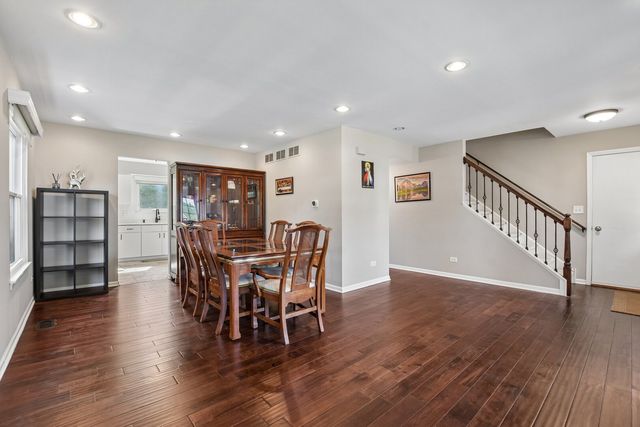 1931 Crossing Court, Naperville, IL 60540