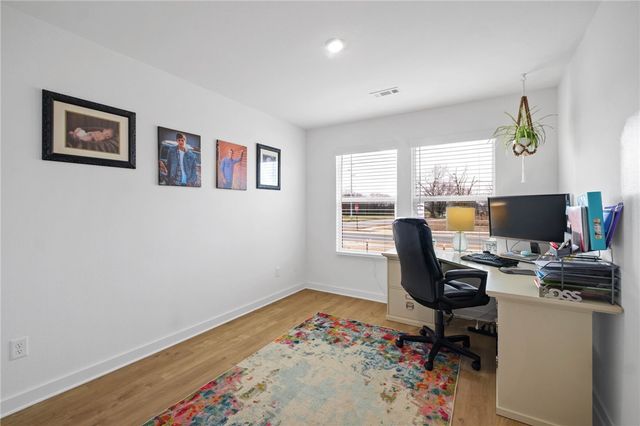 3101 N Rooster Street, Siloam Springs, AR 72761