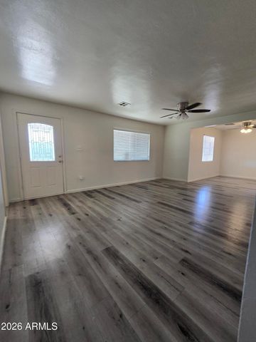 3024 N 37TH Drive, Phoenix, AZ 85019