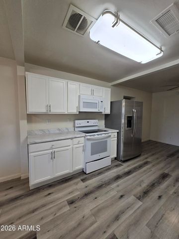 3024 N 37TH Drive, Phoenix, AZ 85019