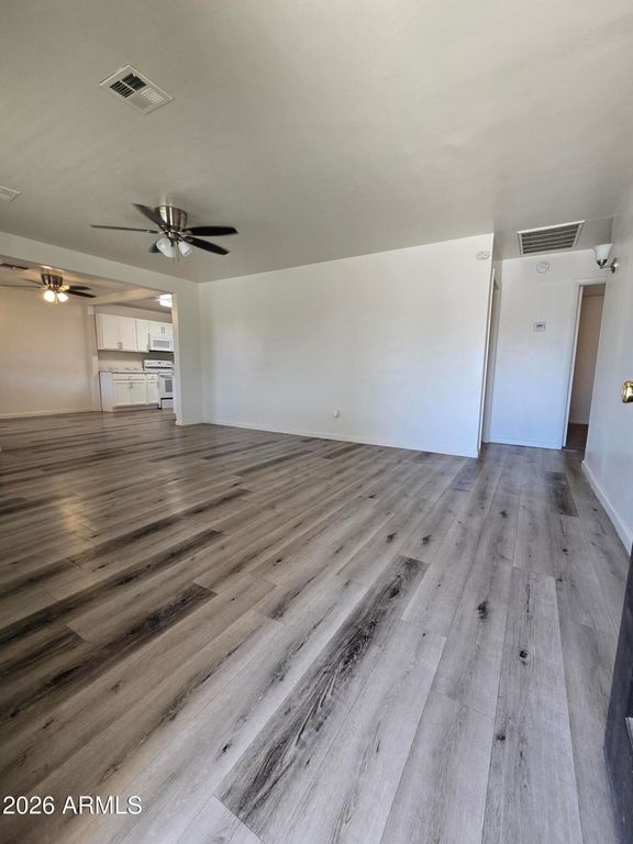 3024 N 37TH Drive, Phoenix, AZ 85019 — photo 2