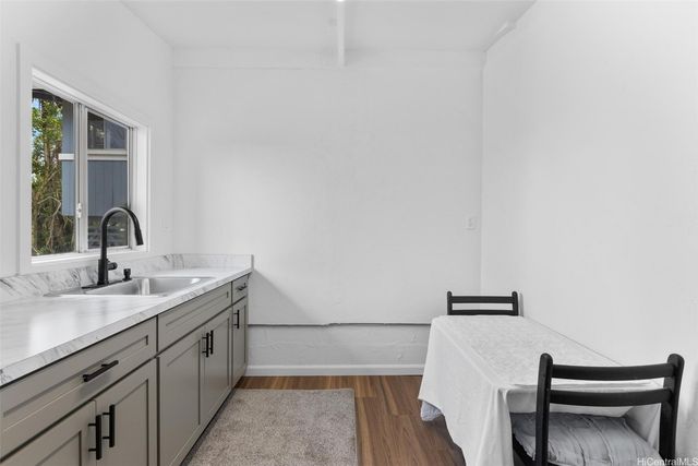 446 Ainaola Drive, Hilo, HI 96720