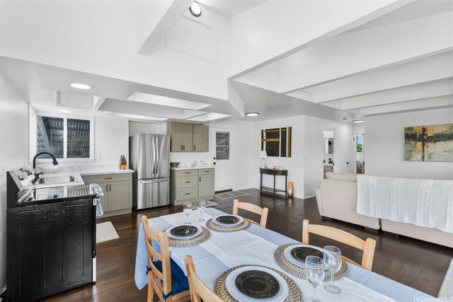 446 Ainaola Drive, Hilo, HI 96720